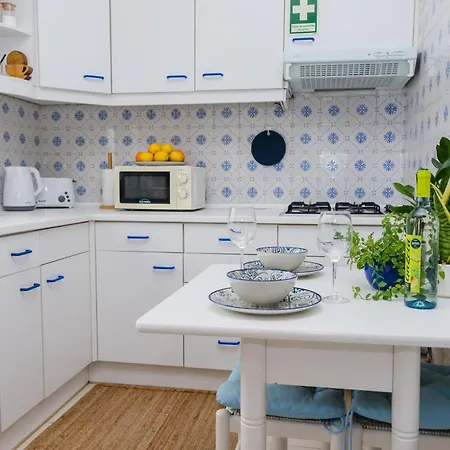 Apartamento Hillside With Sea View & Fibre Internet