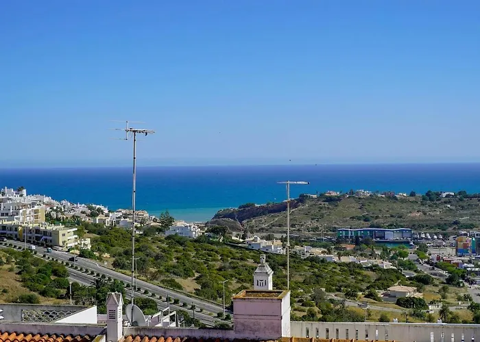 Hillside With Sea View & Fibre Internet Апартаменти Албуфейра